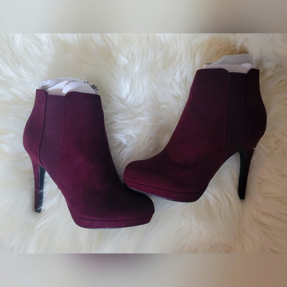 NWT Apt. 9 Biennial Ankle Boot
